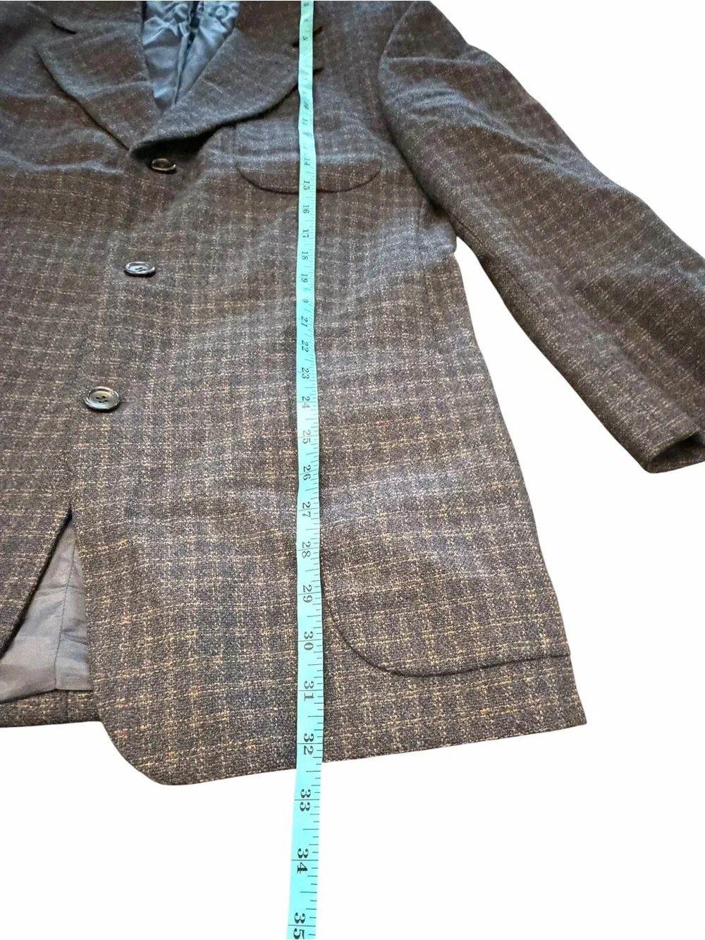 Vintage Hugo Boss Classic Blazer 94% Pure Virgin Wool 40R Blue Check Saks 5th Av